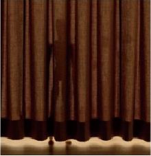 一般的なカーテンの人影の写り方